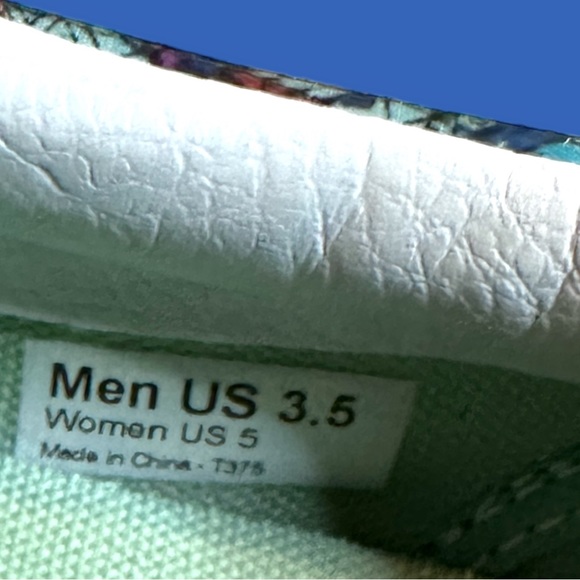 🎉 HOST PICK🎉 NWB Vans Classic Slip On Abstract Design & Teal Color Wash. Sz W5 - Picture 7 of 8